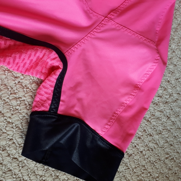 LULULEMON Hot Pink Running Jacket - Picture 9 of 9